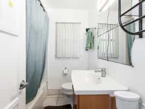 Back Unit-Bathroom