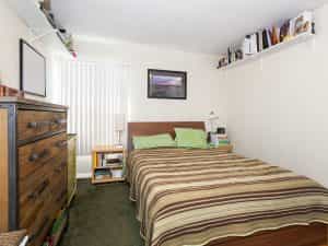 Back Unit-Frist Bedroom