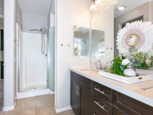 Ensuite Primary Bathroom