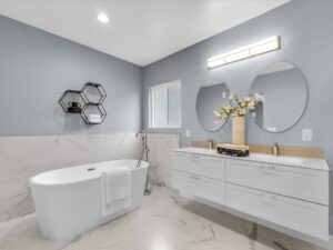 Grand Master Ensuite Bathroom