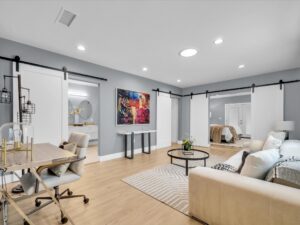 Grand Master Suite – Living Room