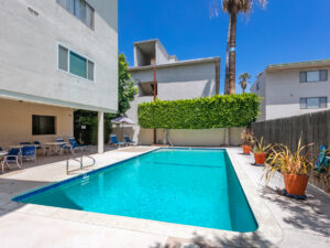 Community Amenities-Pool