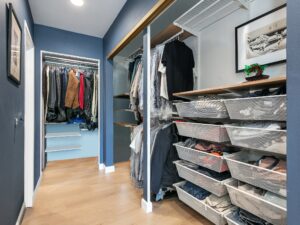 Master Suite-Closet