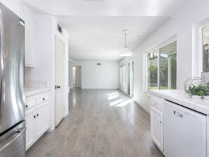 Kitchen & Breakfast Nook