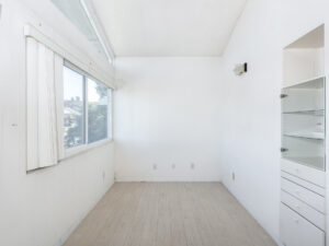 Primary Bedroom Sitting Area